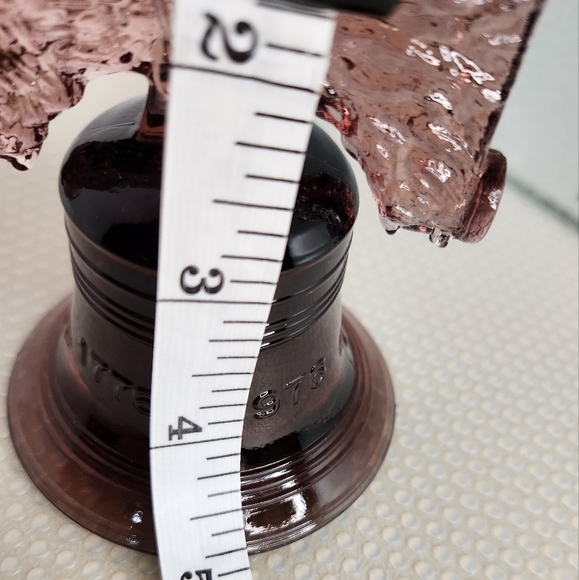 Vintage‎ 70s Mosser bicentennial celebration amethyst glass liberty bell statue - Picture 2 of 8